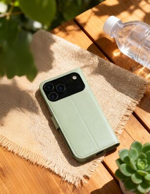 TPU Bio Based Vegan Bamboo Fiber Flip Cover Phone Case With 3 Card Slots