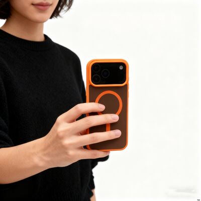 TPU PC Materials Magsafe Phone Cover with Camera Protection Raised Edges