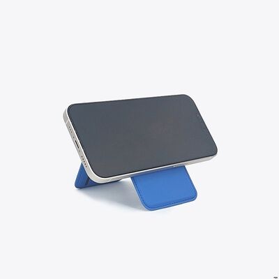 Lightweight Magsafe Card Wallet with Adjustable Viewing Angles Kickstand Function