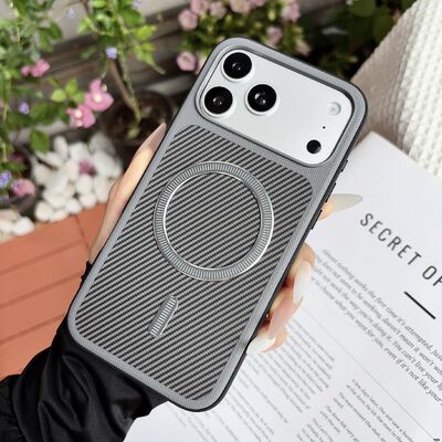 Customizable MagSafe Phone Case With OEM/ODM Service