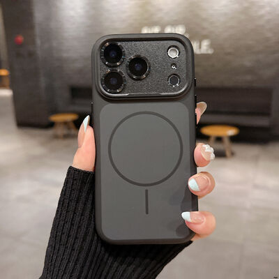 Factory Direct Sales Of  Customizable MagSafe Phone Case 